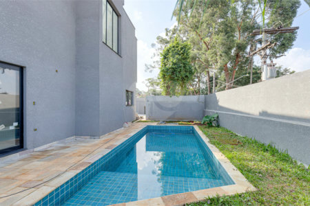 Casa à venda com 4 suítes no condomínio Reserva Robélia, São Paulo - SP