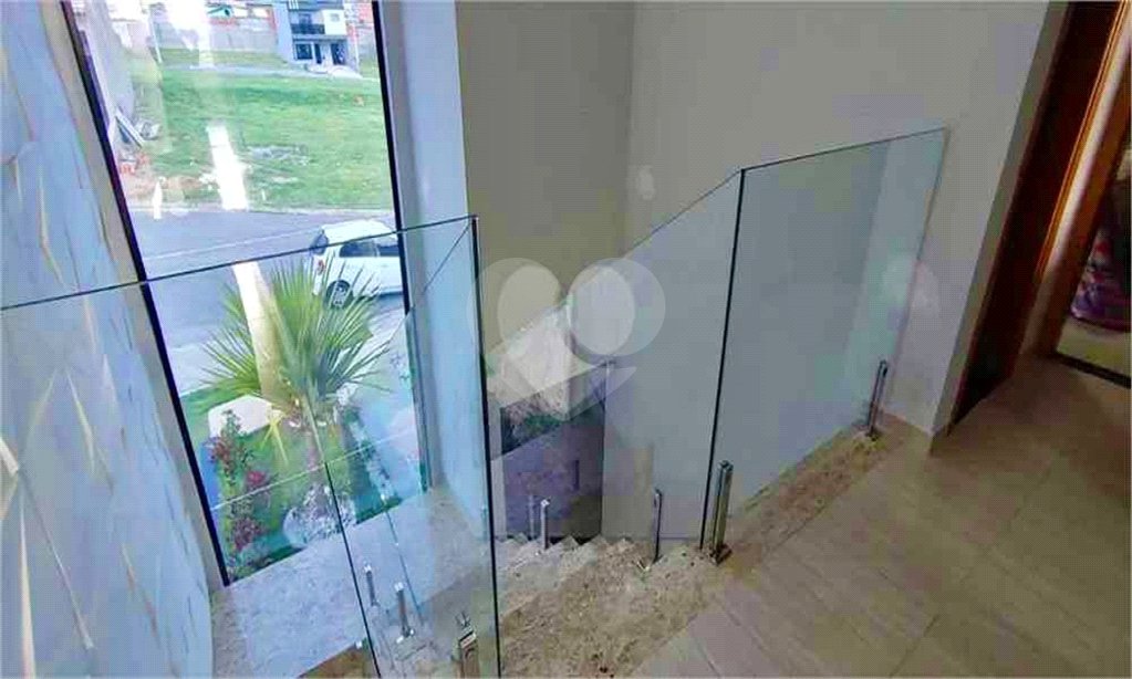 Casa à venda com 4 quartos, sendo 2 suítes, no condomínio Horto Florestal Villagio, Sorocaba - SP