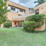 Casa à venda com 5 quartos, sendo 4 suítes, em Alto da Boa Vista, São Paulo, SP