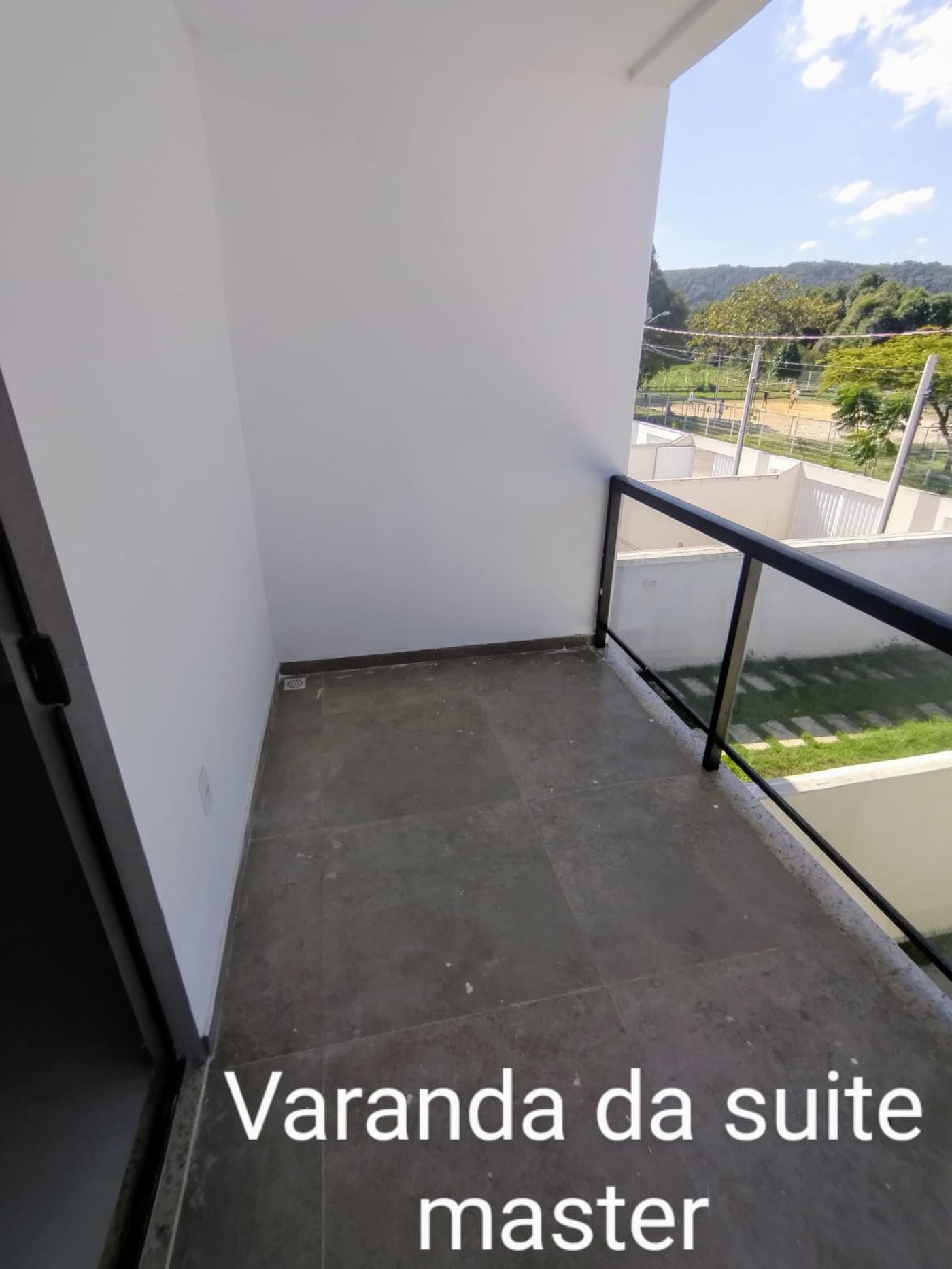 Casa à venda com 3 quartos, sendo 1 suíte, em Guaratiba, Rio de Janeiro, RJ
