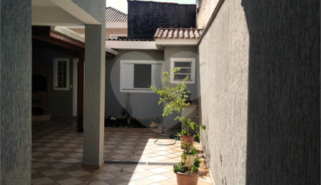 Sobrado à venda com 3 quartos em Chora Menino, São Paulo, SP