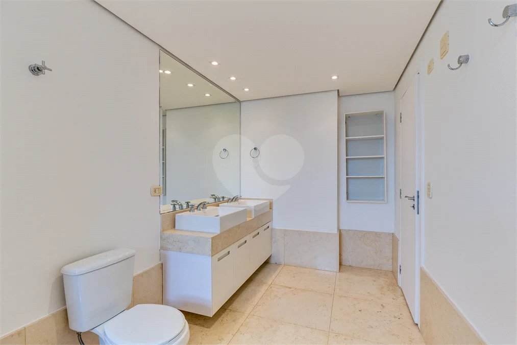 Apartamento à venda ou para alugar com 4 suítes em Alto da Boa Vista, São Paulo, SP