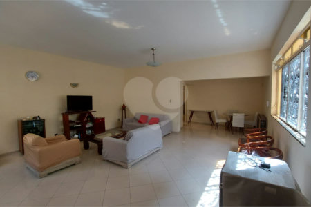 Casa à venda com 4 quartos, sendo 3 suítes, em Jardim Luzitânia, São Paulo, SP