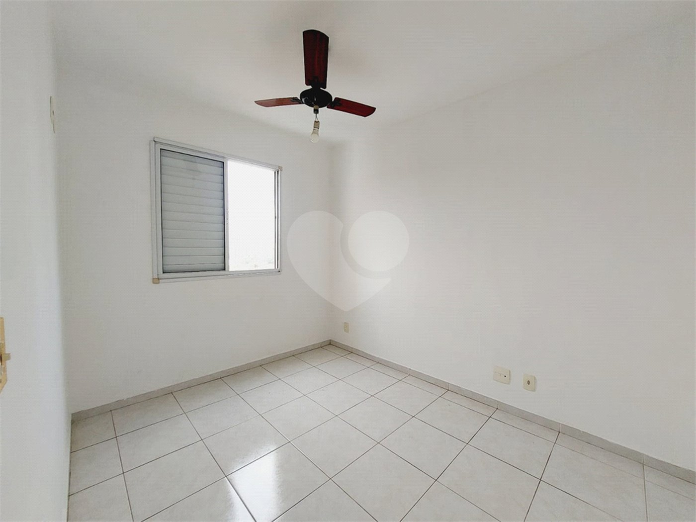 Apartamento à venda ou para alugar com 2 quartos em Vila Anastácio, São Paulo, SP