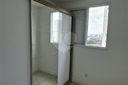 Oportunidade na Vila Leopoldina! Imóvel de 69m2, com 3 dorm., sendo 1 suíte, 2 banheiros, sala, cozinha e 2 vagas. Com ar condicionado em 2 dorm.