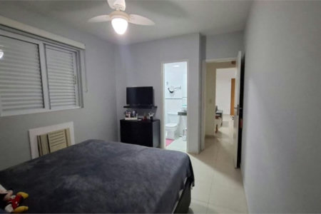 Apartamento Residencial à venda, Gonzaga, Santos - AP1115.