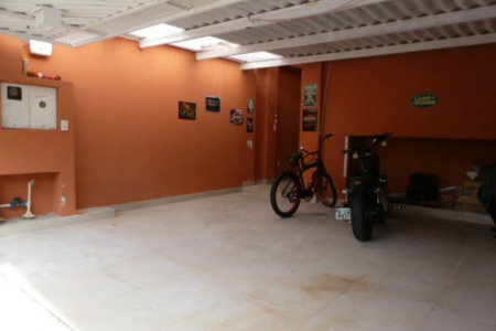 Sobrado à venda com 3 quartos, sendo 1 suíte,  em Paraíso do Morumbi, São Paulo, SP