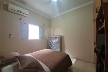 Casa à venda com 4 quartos, sendo 1 suíte,  no condomínio Ibiti do Paço, Sorocaba - SP