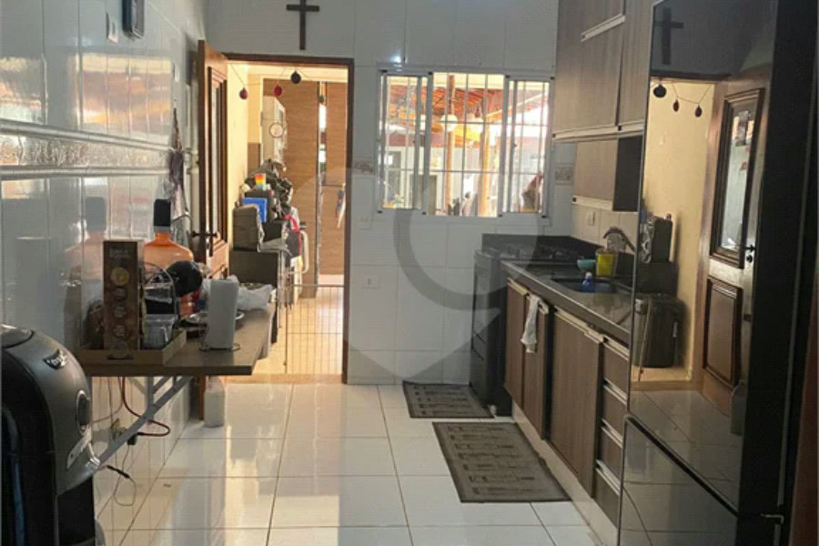 Casa à venda com 5 quartos no bairro Jardim Santa Silvia em Piracicaba/SP.