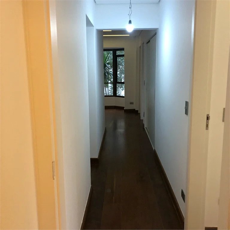 Apartamento à venda com 4 suítes em Vila Suzana, São Paulo, SP