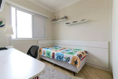 Apartamento à venda com 3 suítes em Vila Ipojuca, São Paulo, SP