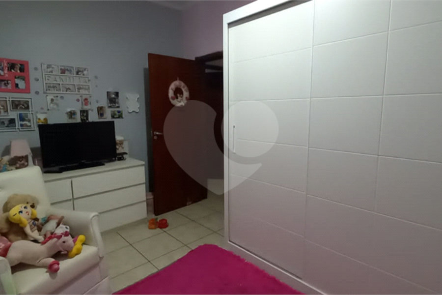 Sobrado à venda com 4 quartos em Horto Florestal, São Paulo, SP