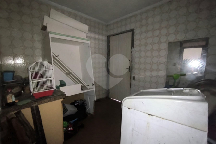 Sobrado à venda com 8 quartos, sendo 2 suítes, em Parada Inglesa, São Paulo, SP