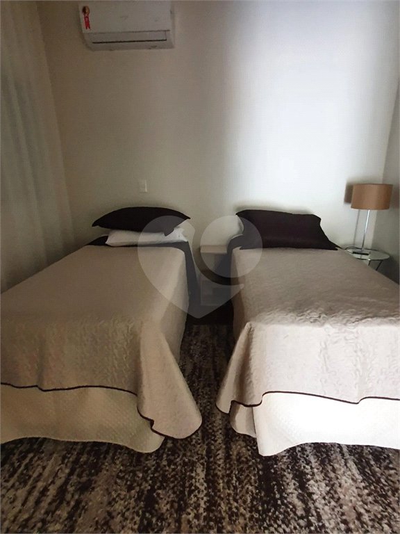 Casa à venda com 5 quartos, sendo 4 suítes, no condomínio Sol Vinhedo, Vinhedo - SP