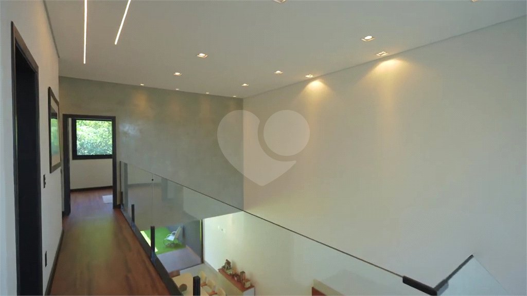 Casa à venda com 3 suítes em Pinheirinho, Vinhedo, SP