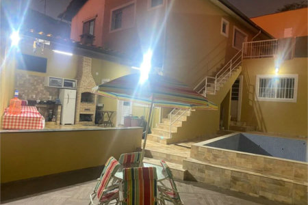 Casa à venda com 4 quartos, sendo 2 suítes, em Jardim Samara, São Paulo, SP