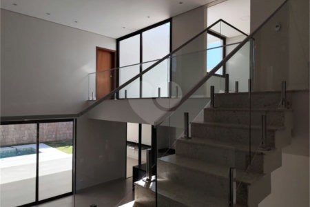 Casa à venda com 3 suítes no condomínio Recanto das Palmas, Vinhedo - SP