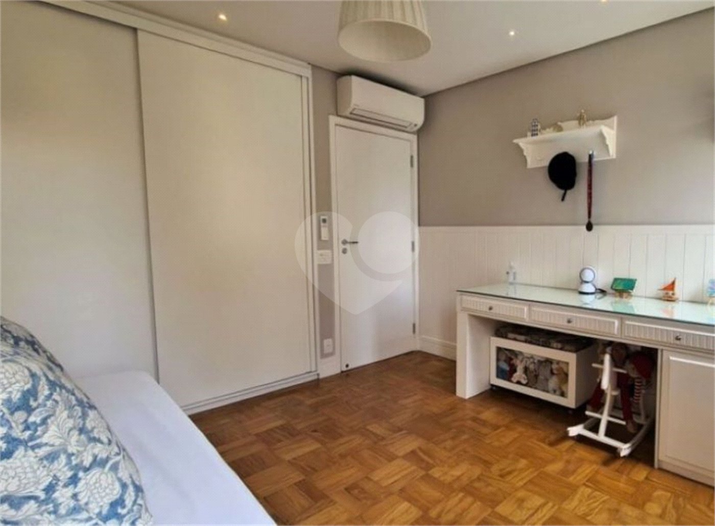 Apartamento à venda com 3 quartos, sendo 1 suíte, em Vila Uberabinha, São Paulo, SP