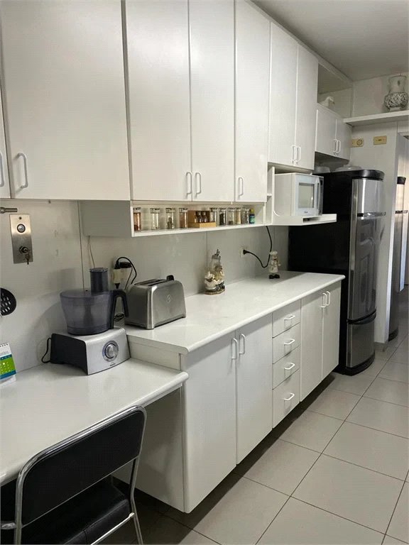 Apartamento à venda com 3 suítes em Brooklin Paulista, São Paulo, SP