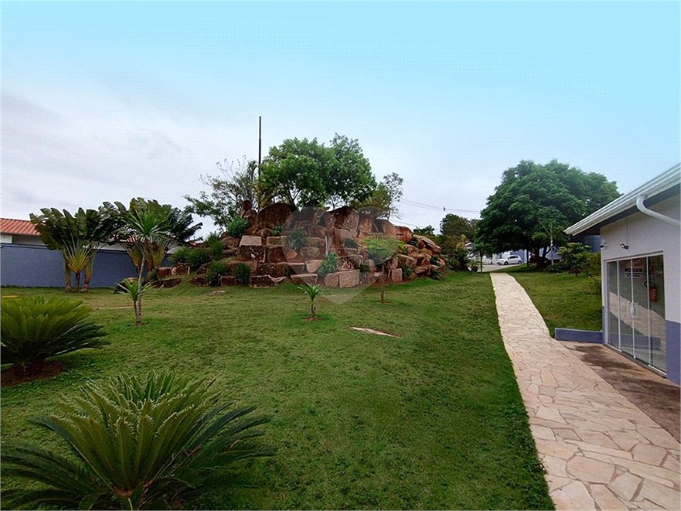Casa à venda com 3 quartos, sendo 1 suíte, no condomínio Rio das Pedras, Salto - SP