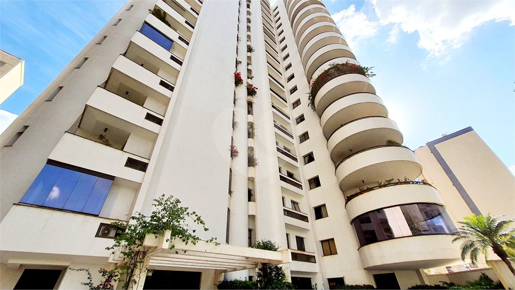 Apartamento à venda com 4 quartos, sendo 2 suítes,  em Vila Seixas, Ribeirão Preto, SP