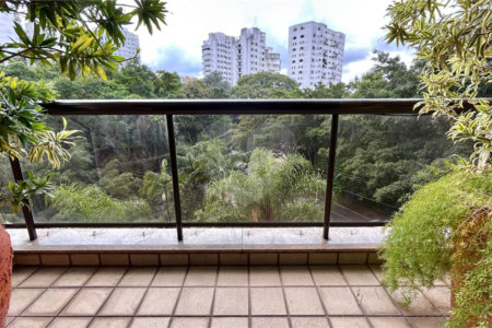 Apartamento à venda com 3 suítes em Vila Suzana, São Paulo, SP