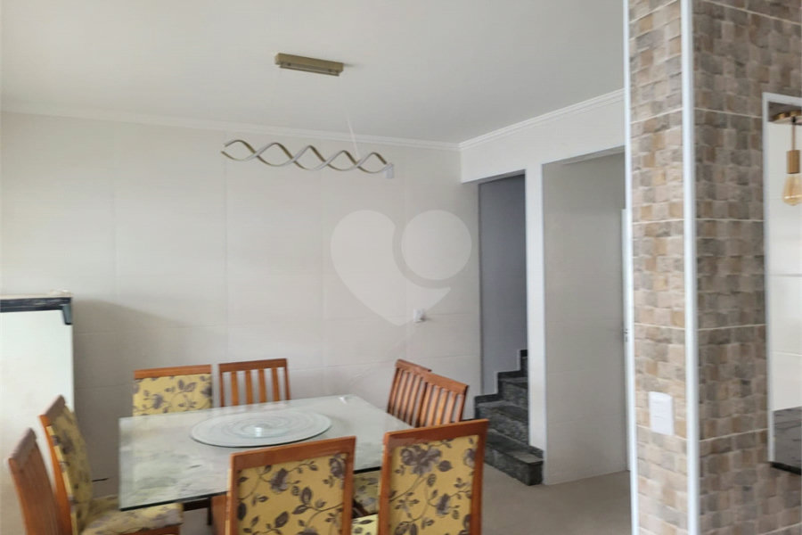 Casa à venda com 3 quartos, sendo 2 suítes, em Vila Paulicéia, São Paulo, SP