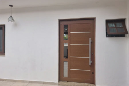 Sobrado à venda ou para alugar com 3 quartos, sendo 2 suítes,  em Ferreira, São Paulo, SP