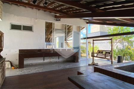Casa à venda com 4 suítes em Orla Norte, Porto Seguro, BA