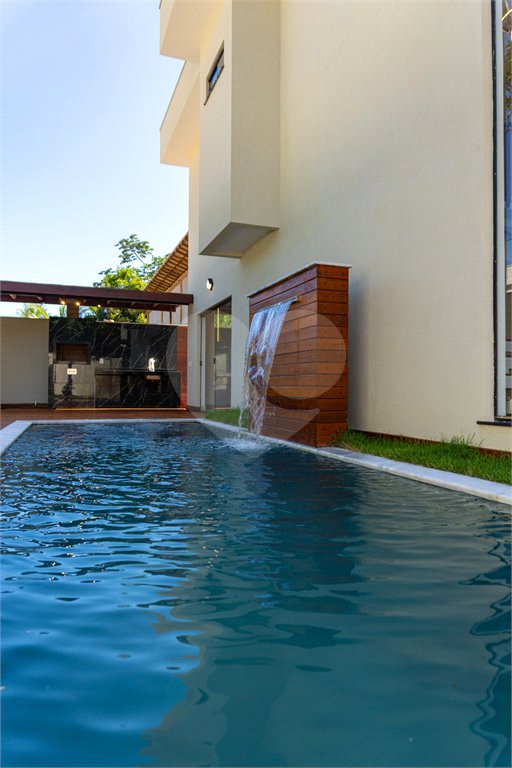 Casa à venda com 4 suítes em Arraial D´ajuda, Porto Seguro, BA