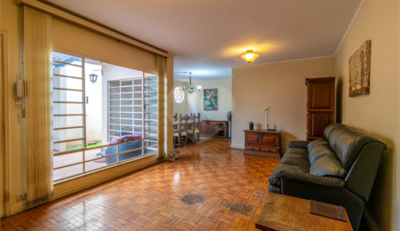 Casa Térrea à venda com 3 quartos, sendo 1 suíte, em Santo Amaro, São Paulo, SP