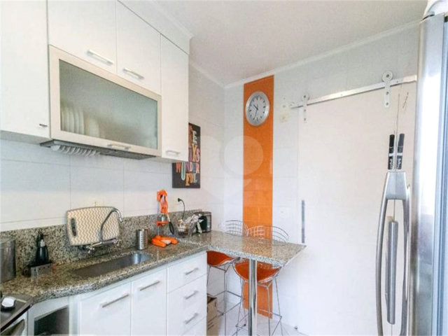 Apartamento à venda com 2 quartos, sendo 1 suíte,  em Vila Olímpia, São Paulo, SP