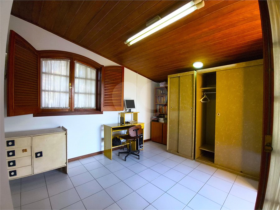 Casa à venda com 4 quartos, sendo 3 suítes,  no condomínio Village D'avignon, Sorocaba - SP
