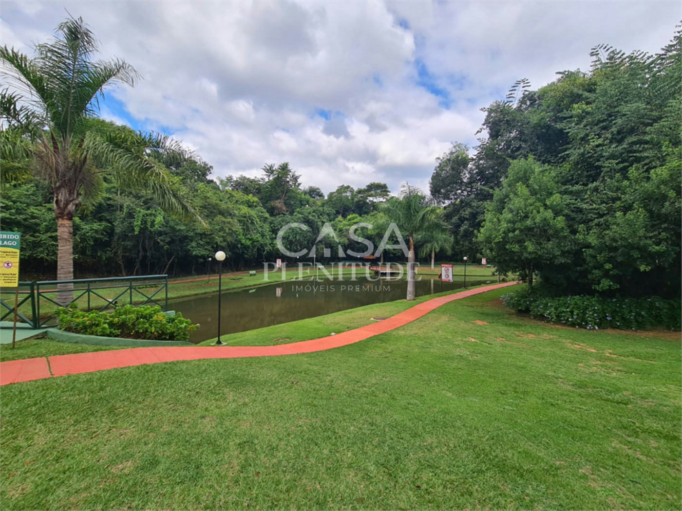 Casa em condomínio à venda com 4 quartos, sendo 3 suítes,  em Granja Olga II, Sorocaba, SP