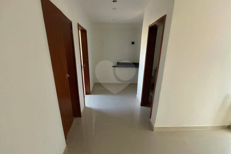 Casa à venda com 2 quartos, sendo 1 suíte, no condomínio Residencial João Turra, São Paulo - SP