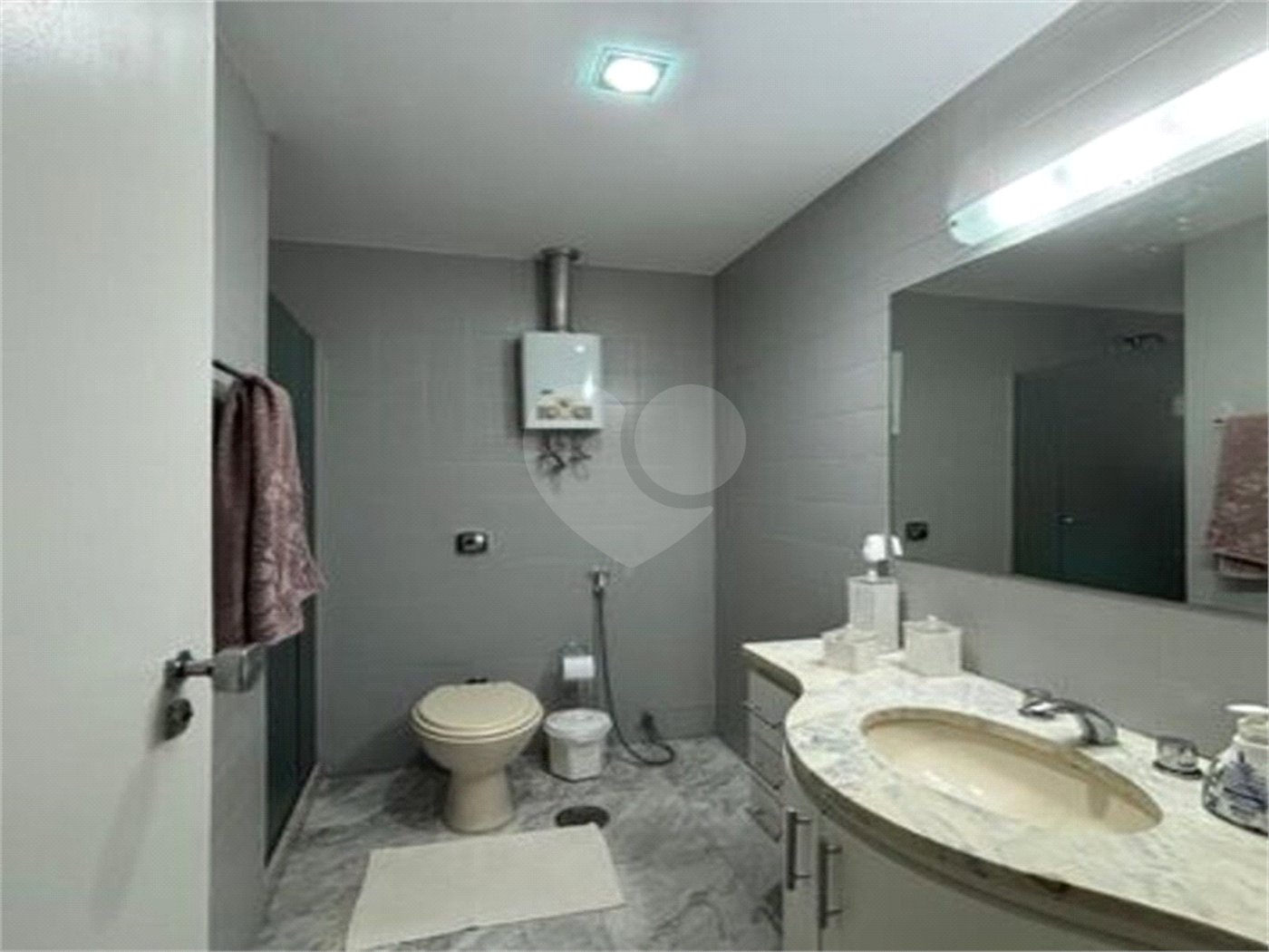 Apartamento à venda com 3 quartos, sendo 1 suíte, em Lagoa, Rio de Janeiro, RJ
