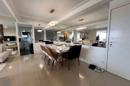 Apartamento à venda com 3 suítes em Santa Teresinha, São Paulo, SP