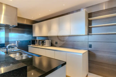 Apartamento à venda com 4 quartos, sendo 3 suítes, em Cidade Monções, São Paulo, SP
