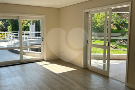 Casa à venda com 4 suítes no condomínio Jardim Paulista I, Vinhedo - SP
