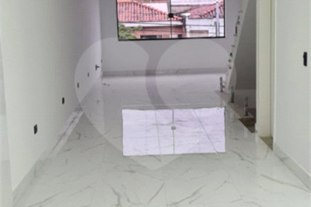 Sobrado à venda com 3 suítes em Vila São Geraldo, São Paulo, SP