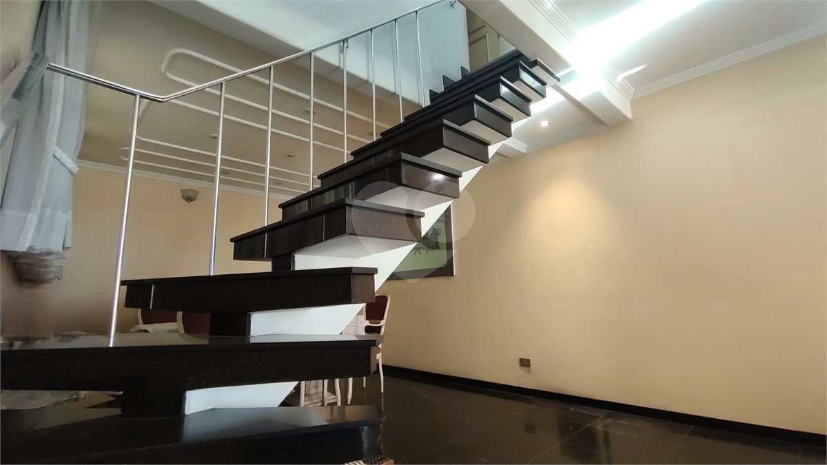 Sobrado à venda com 3 quartos, sendo 1 suíte, em Jardim São Paulo(zona Norte), São Paulo, SP