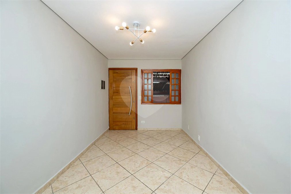 Casa à venda com 2 quartos em Conjunto Residencial Jardim Canaã, São Paulo, SP
