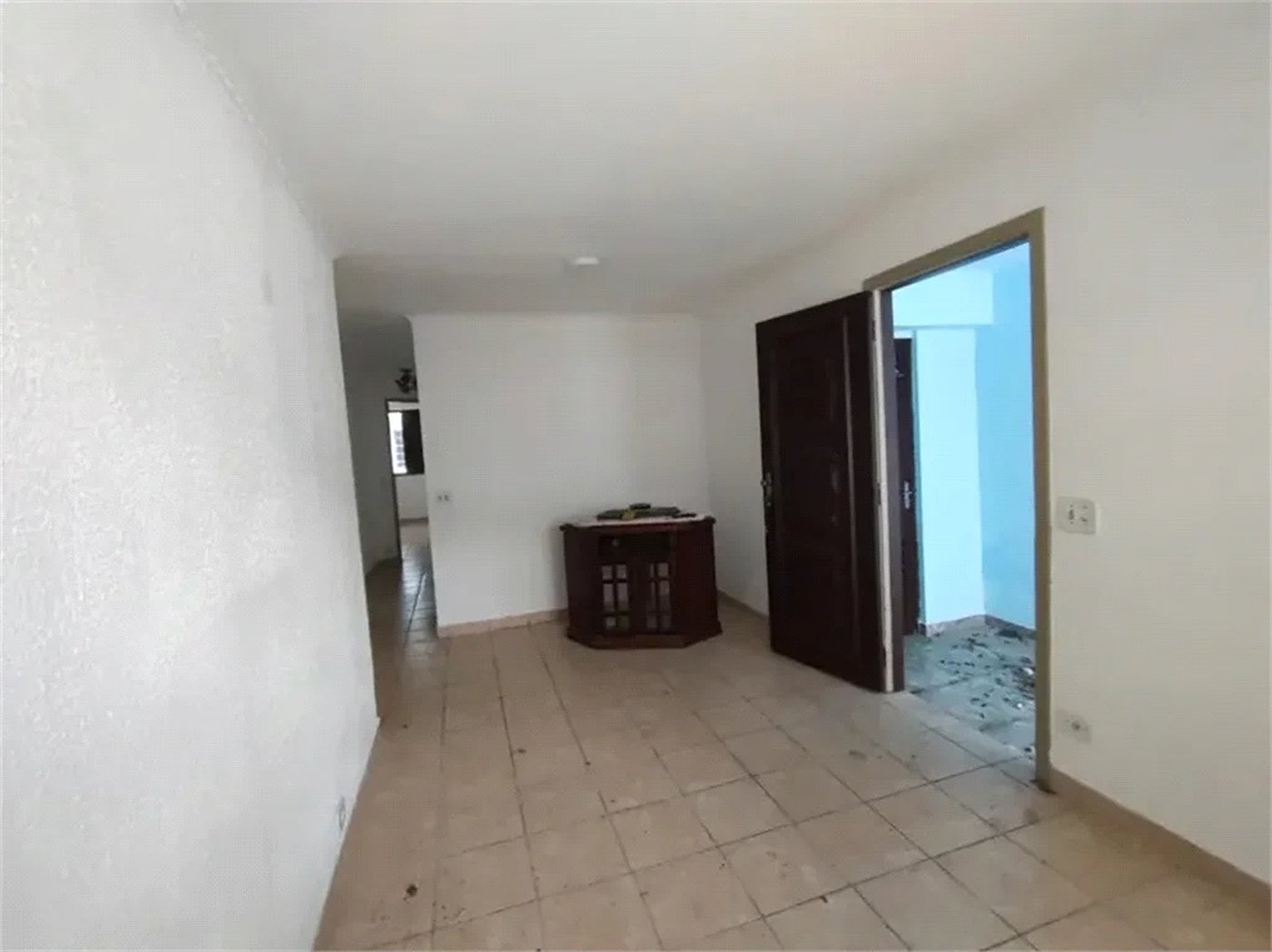Casa de Vila à venda com 3 quartos, sendo 1 suíte, em Jardim Esmeralda, São Paulo, SP