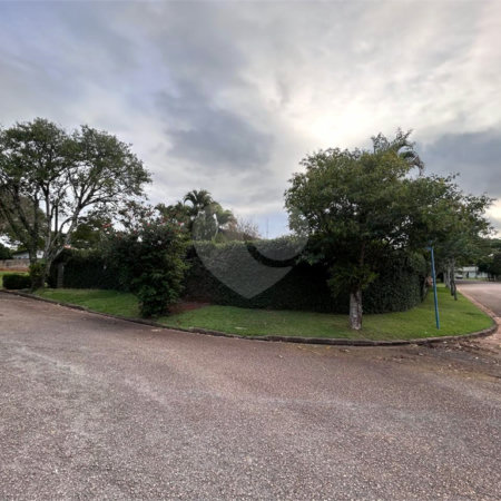 Casa à venda com 5 quartos, sendo 2 suítes, em Parque Residencial Colina das Estrelas, Tatuí, SP
