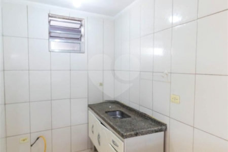 Casa à venda com 4 quartos, sendo 2 suítes, em Vila Buenos Aires, São Paulo, SP