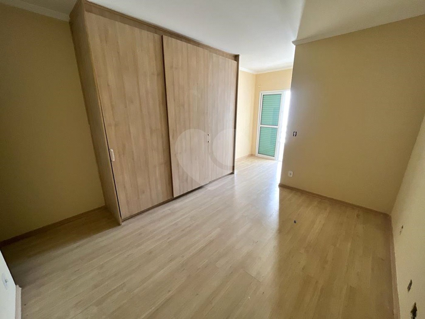 Sobrado à venda com 3 quartos, sendo 1 suíte,  em Vila Alice, Santo André, SP