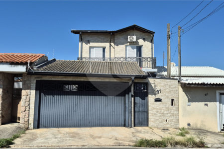 Casa à venda com 4 quartos, sendo 3 suítes, em Parque São Camilo, Itu, SP