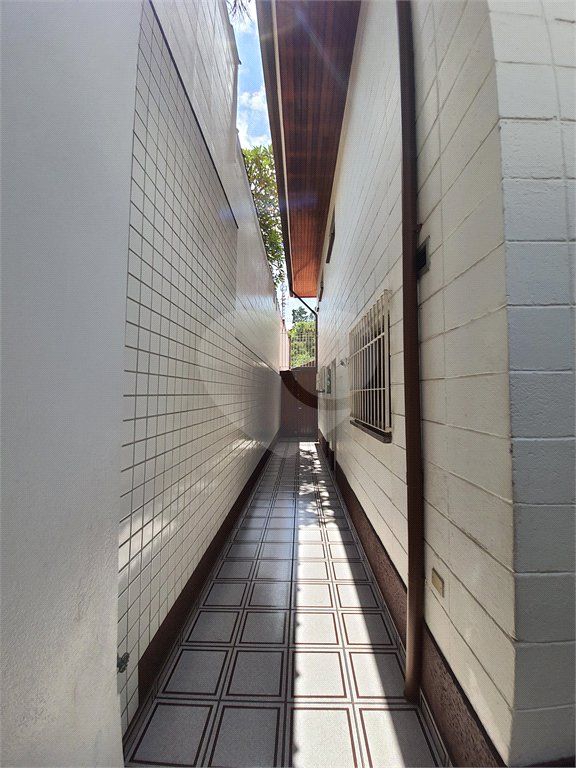 Sobrado à venda com 3 quartos, sendo 1 suíte,  em Jardim Rizzo, São Paulo, SP