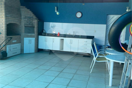 Casa à venda com 5 quartos, sendo 3 suítes, no condomínio Swiss Park, São Bernardo do Campo - SP