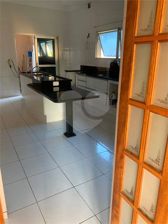 Casa à venda ou para alugar com 4 quartos, sendo 2 suítes, no condomínio Tereza Cristina, Jundiaí - SP